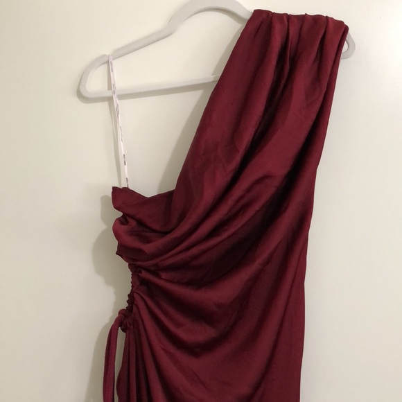 NEW Andrea Iyamah x REVOLVE Aylo One Shoulder Dress in Oxblood Red Maxi Dress - Picture 3 of 7